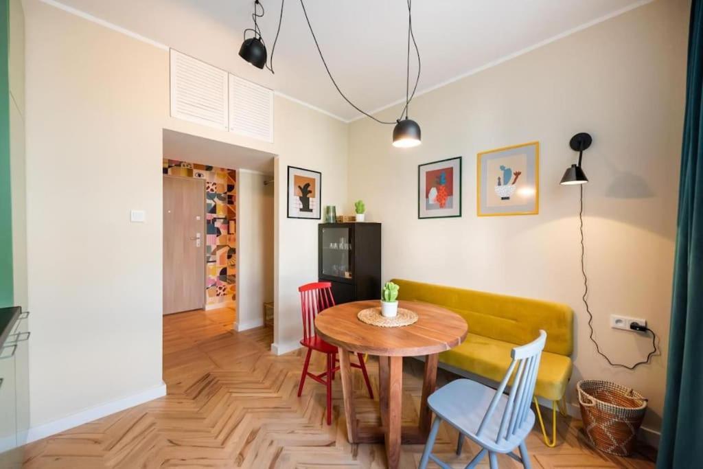 Eclectic City Apartment Near Old Town Warszawa Eksteriør bilde